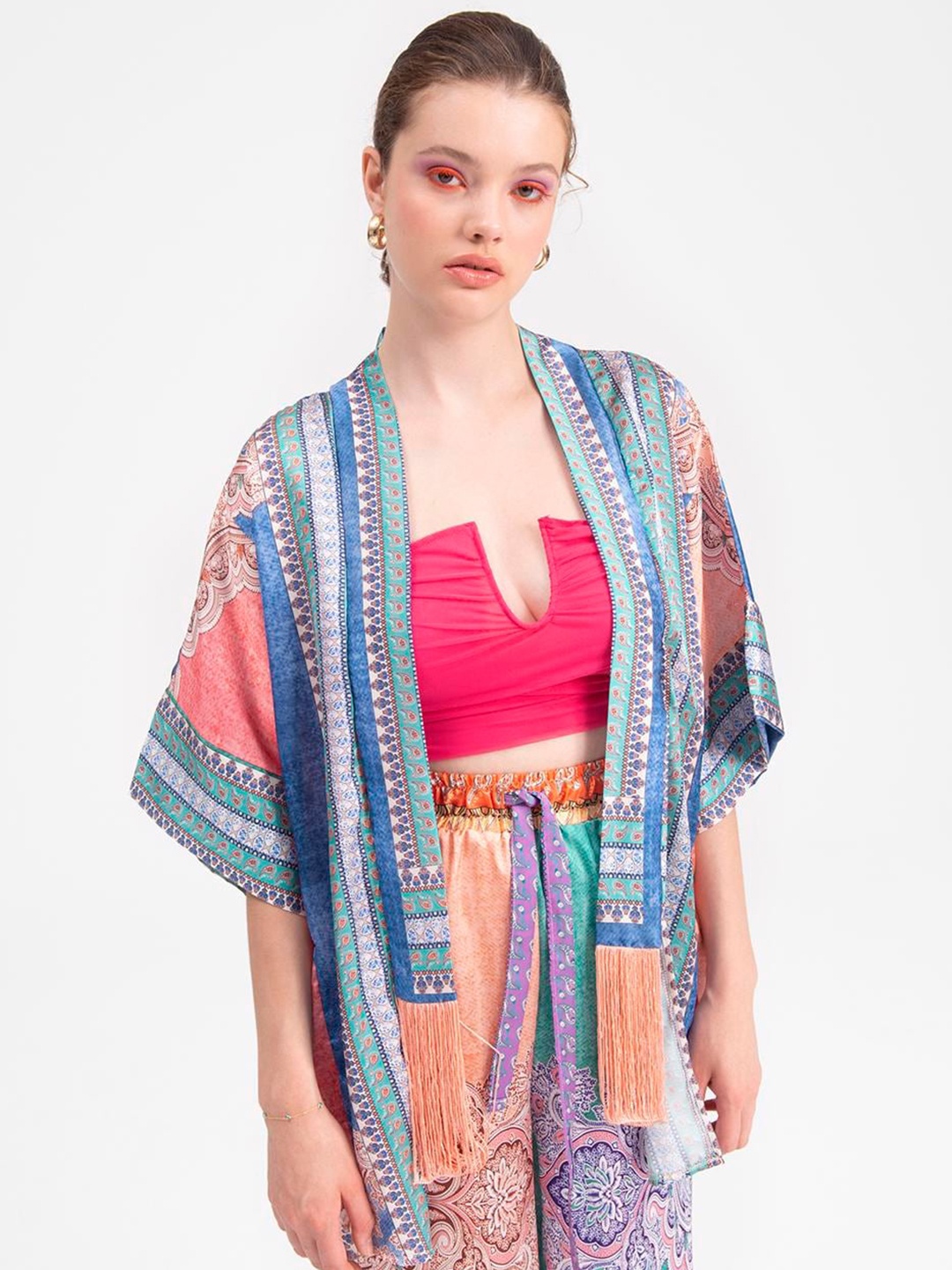 

PRET A TUER Ethnic Motifs Printed Open Front Tie Up Shrug, Blue
