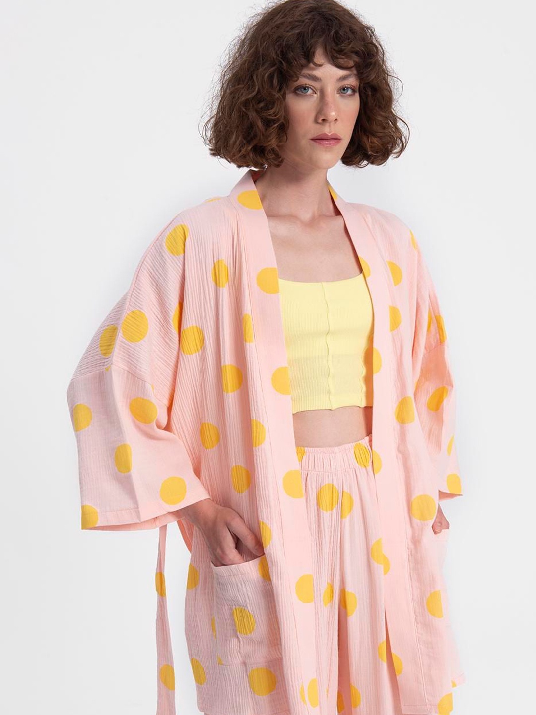 

PRET A TUER Women Floral Longline Tailored Shrug, Pink