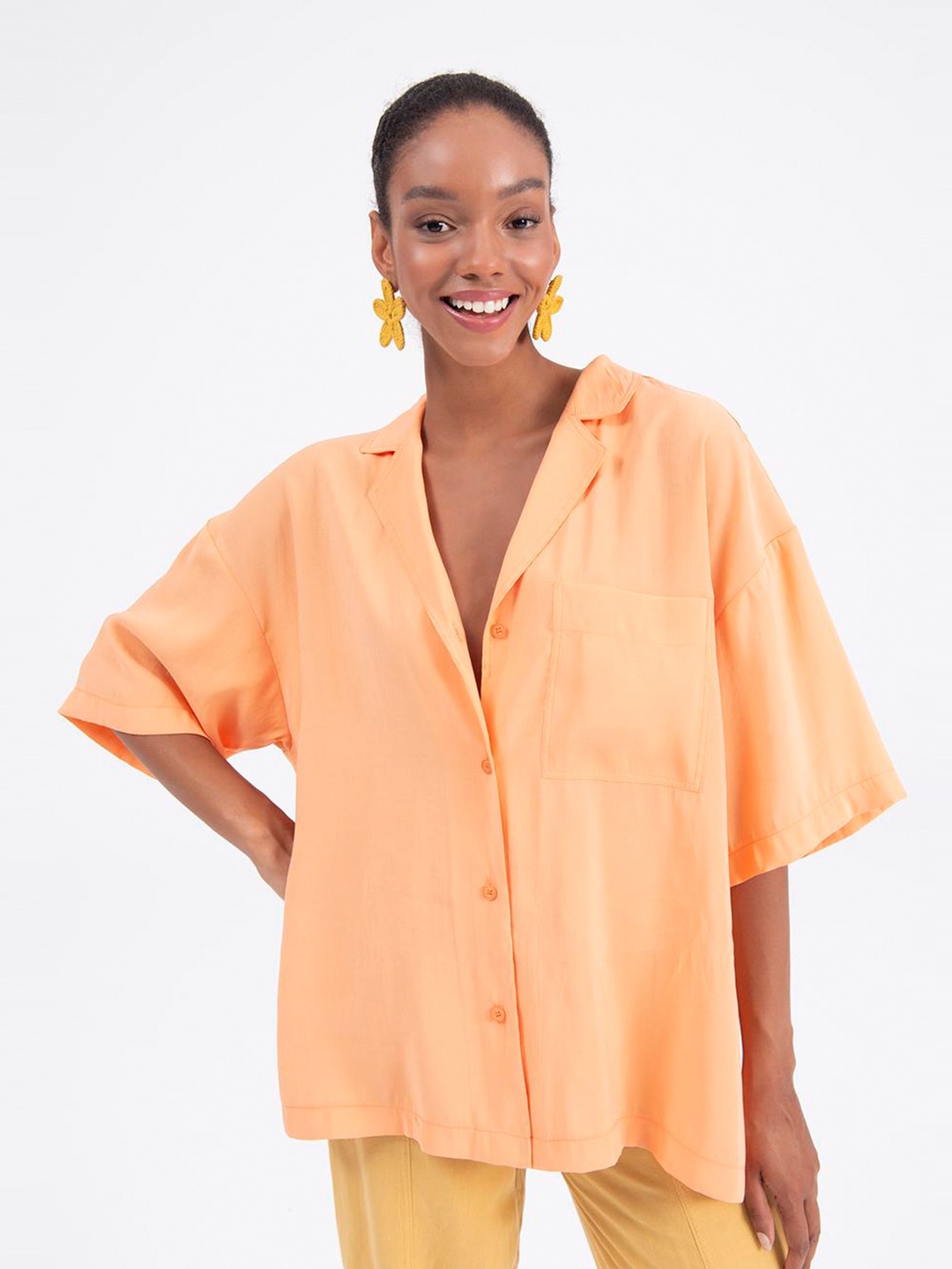 

PRET A TUER Classic Boxy Casual Shirt, Orange