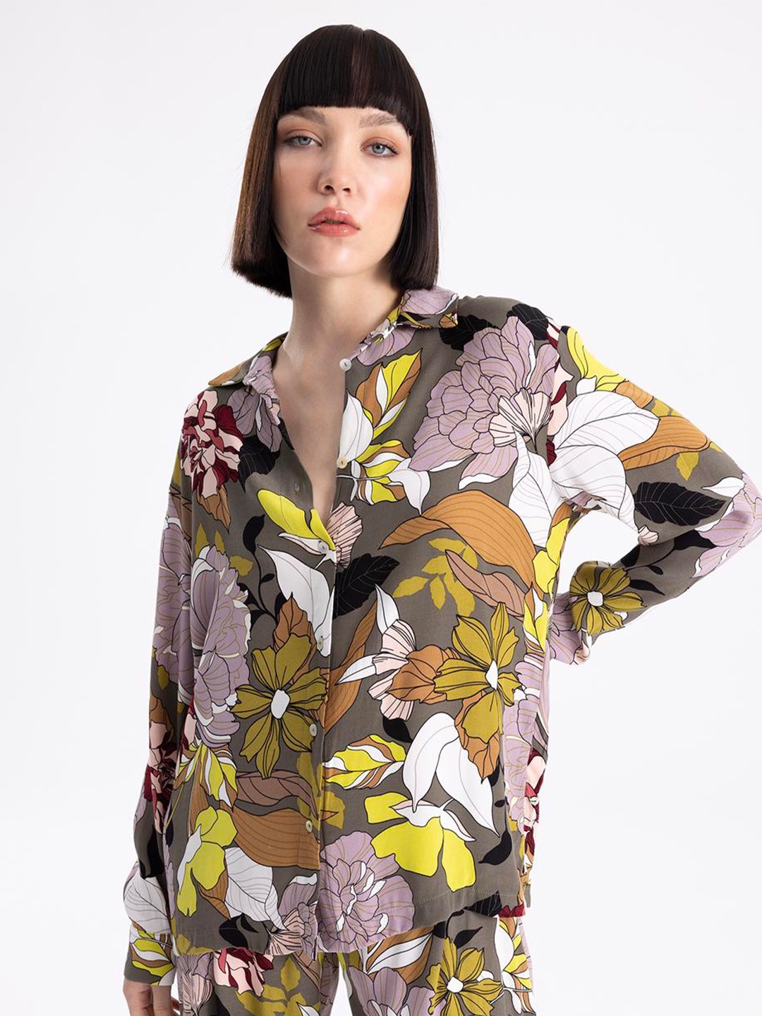 

PRET A TUER Classic Fit Floral Printed Casual Satin Shirt, Khaki