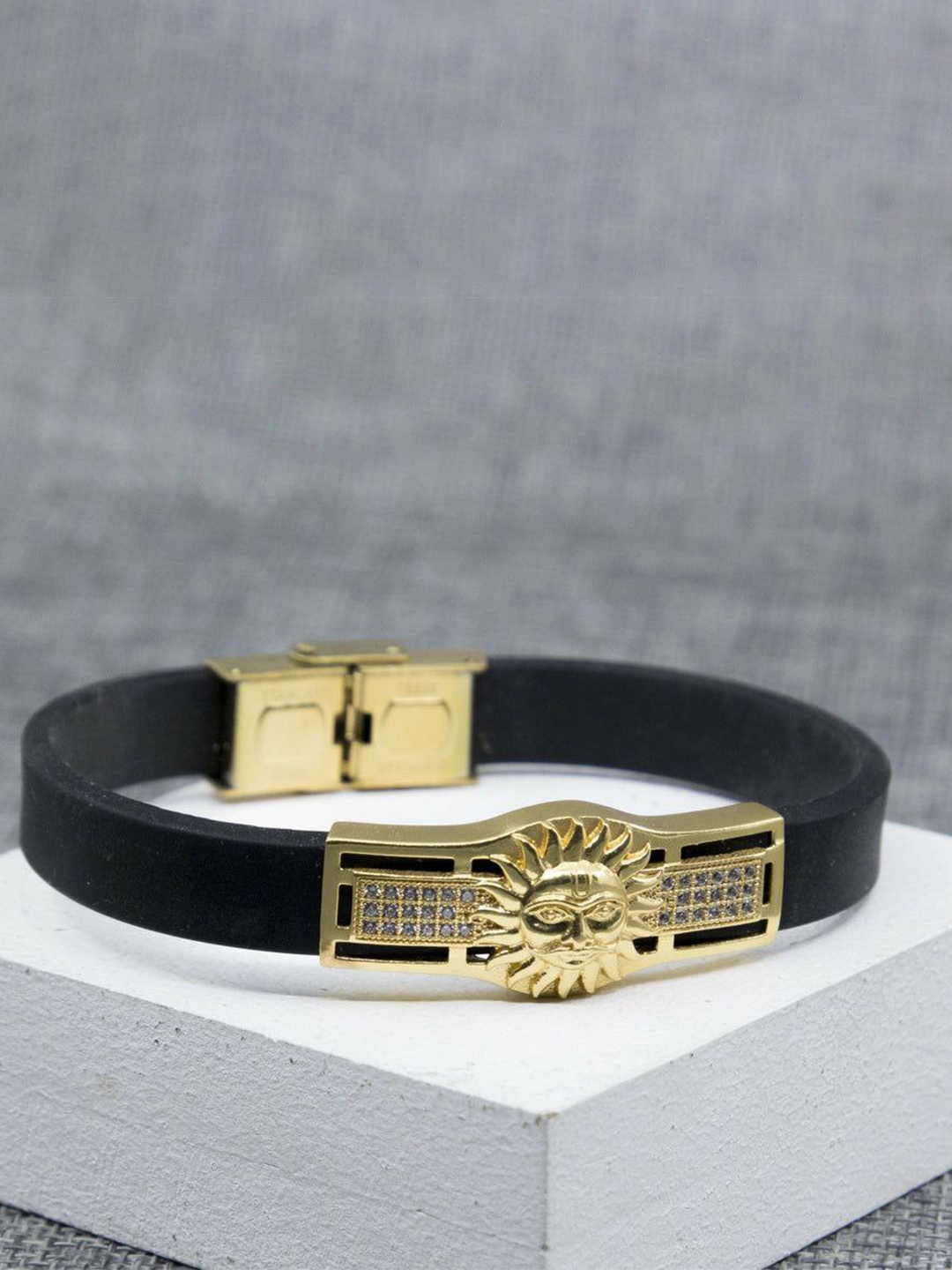 

LAFORWORD Men American Diamond Gold-Plated Wraparound Bracelet