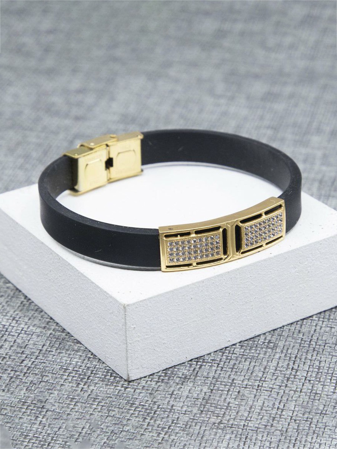 

LAFORWORD Men Gold-Toned American Diamond Gold-Plated Wraparound Bracelet