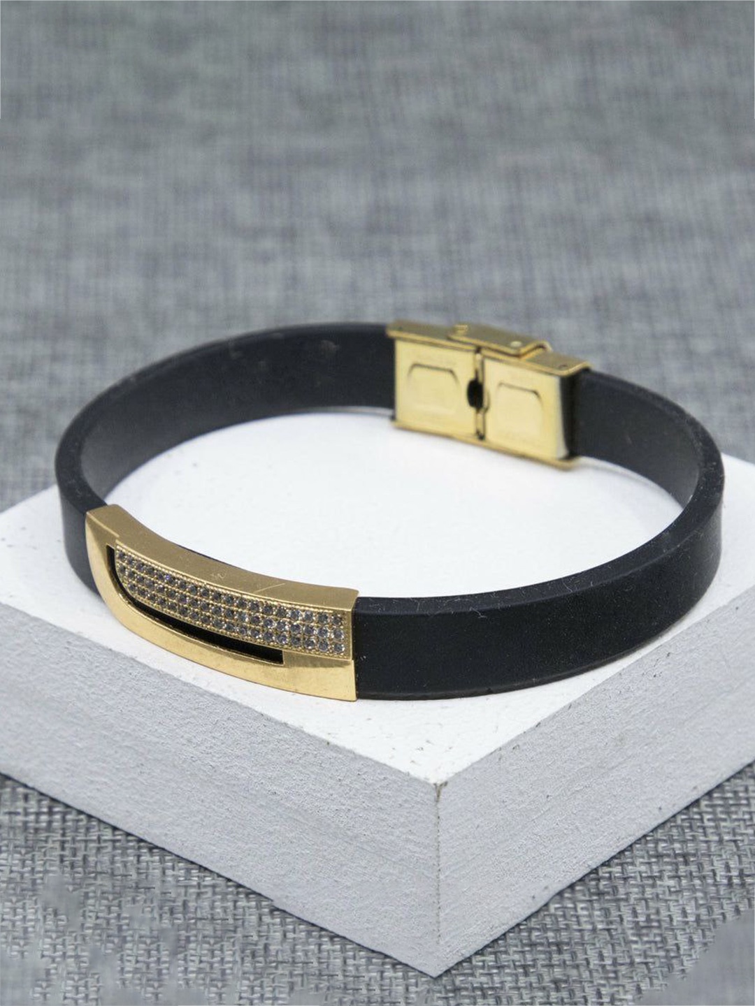 

LAFORWORD Men American Diamond Gold-Plated Wraparound Bracelet