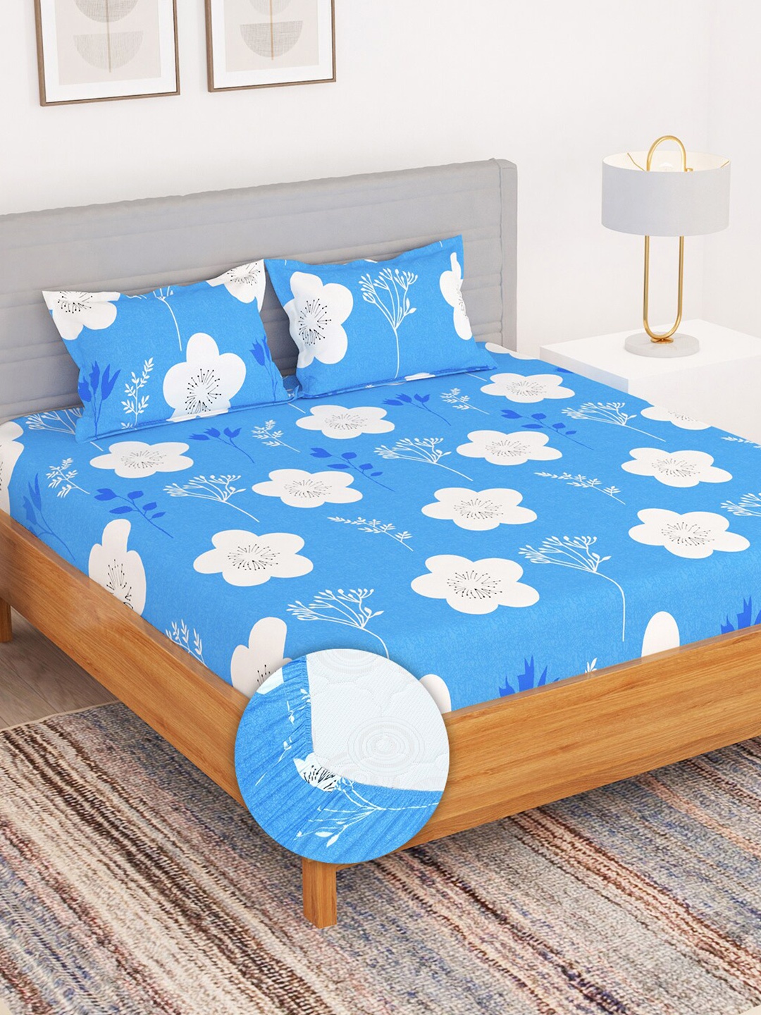 

Bedspun White & Blue Floral Microfiber 180 TC King Bedsheet With 2 Pillow Covers