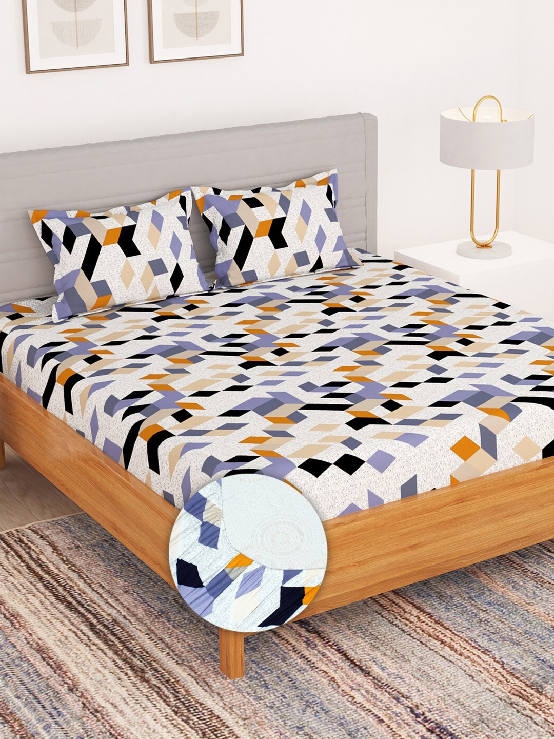 

Bedspun White & Black Geometric 180 TC Fitted King Bedsheet with 2 Pillow Covers