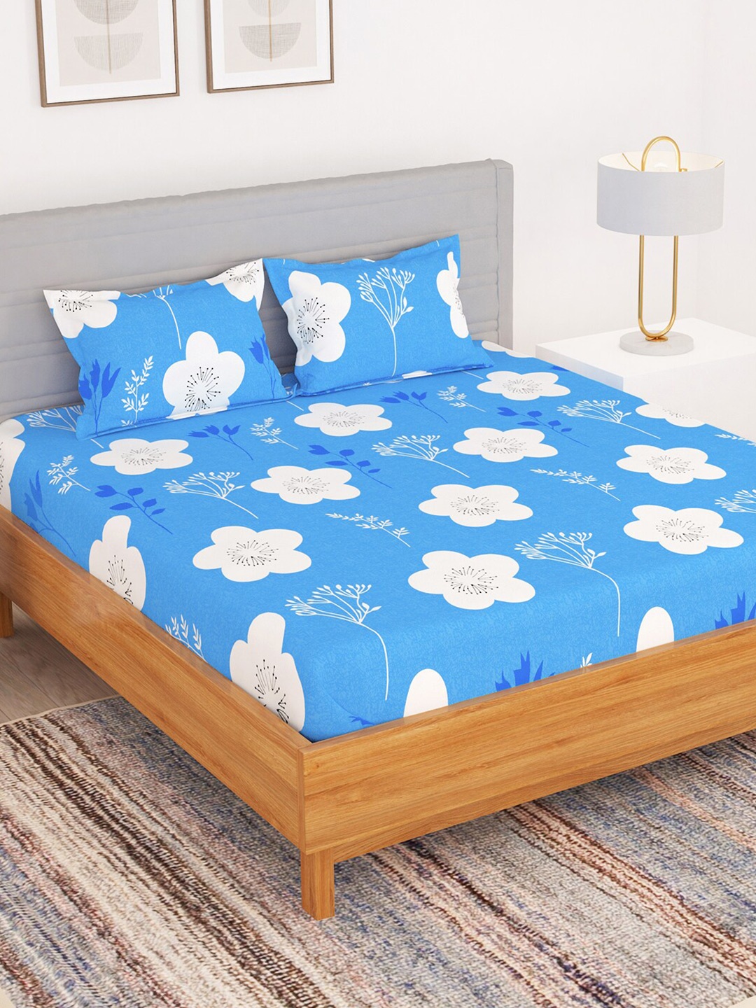 

Bedspun White & Blue Floral 180 TC Queen Bedsheet with 2 Pillow Covers