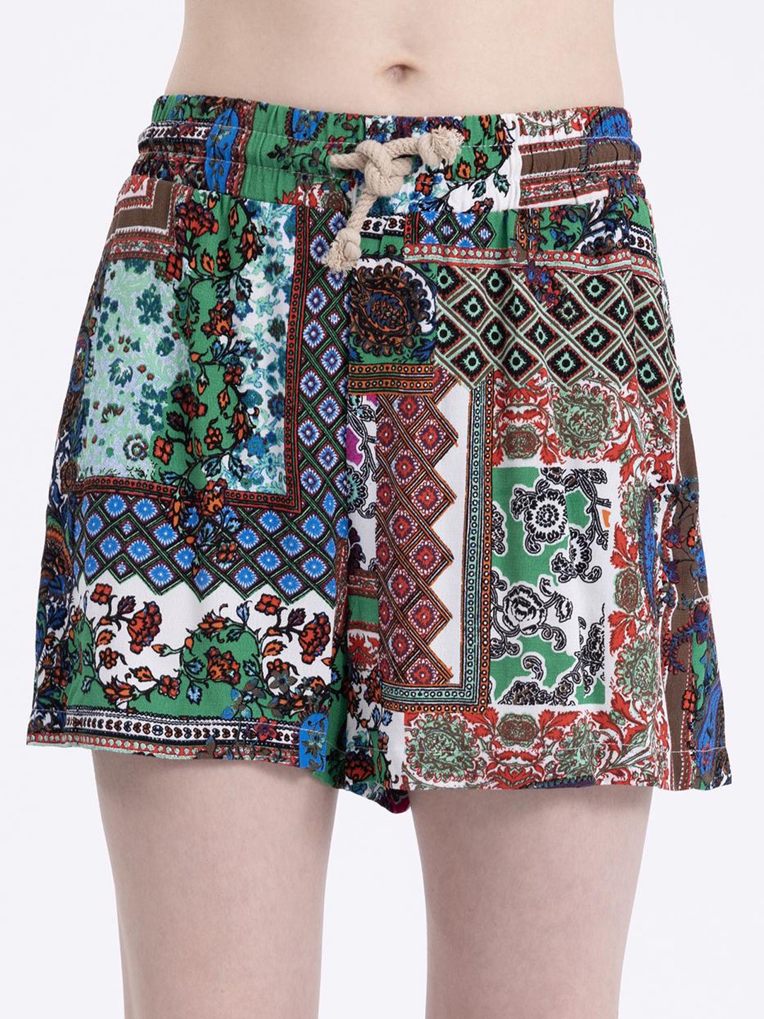 PRET A TUER Women Floral Printed Loose Fit Shorts, Green