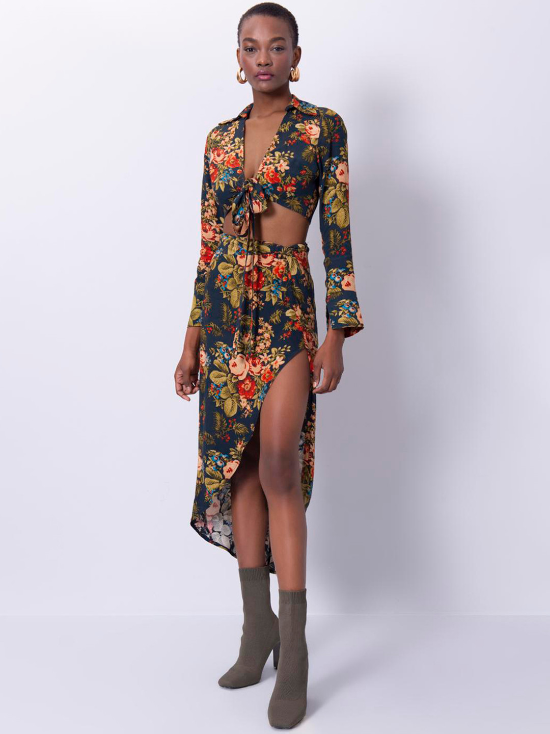 

PRET A TUER Floral Printed Side Slit Asymmetric Hem Tulip Midi Skirt, Blue