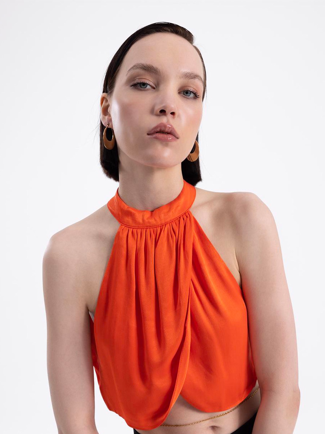 

PRET A TUER High Neck Styled Back Crop Top, Coral