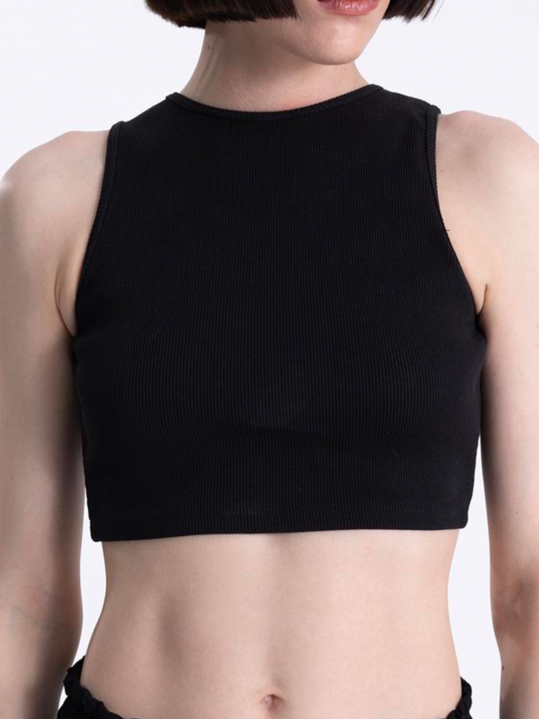 

PRET A TUER Round Neck Tie-Ups Styled Back Crop Top, Black