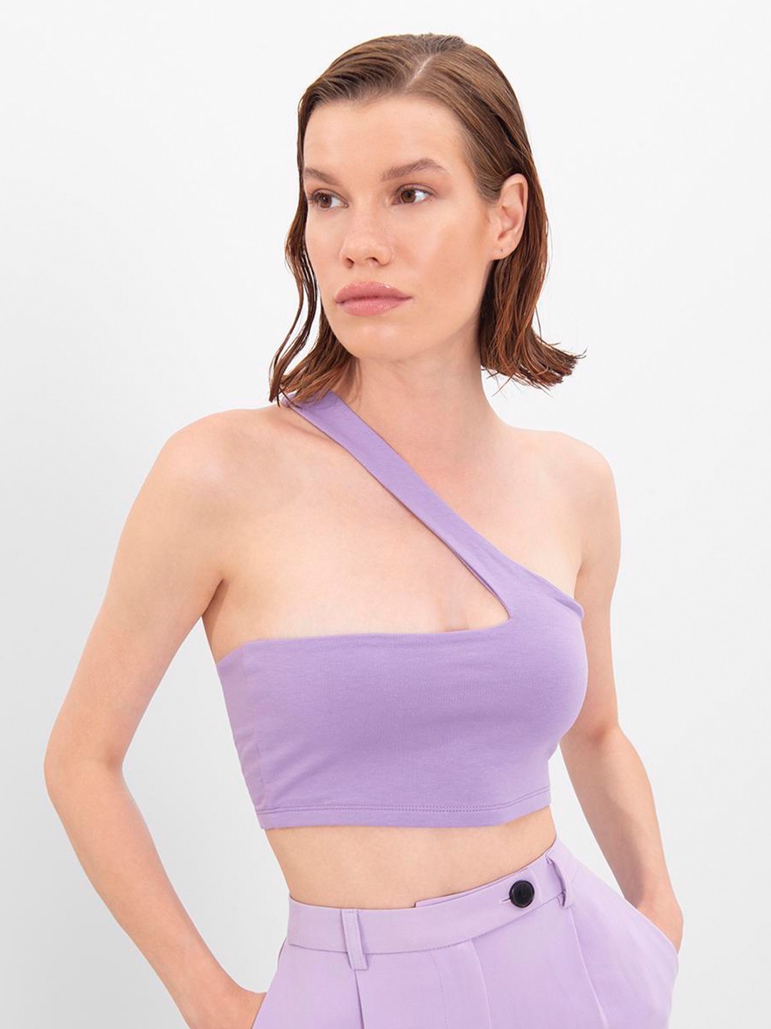 

PRET A TUER One Shoulder Cotton Crop Bralette Top, Lavender