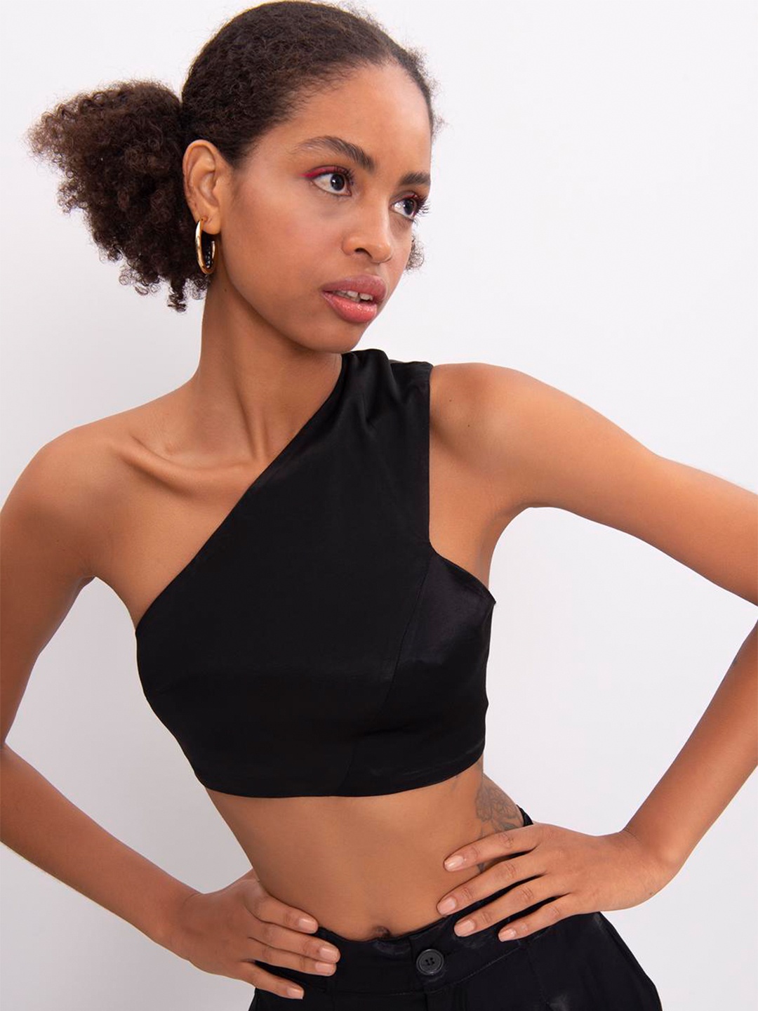 

PRET A TUER One Shoulder Bralette Crop Top, Black