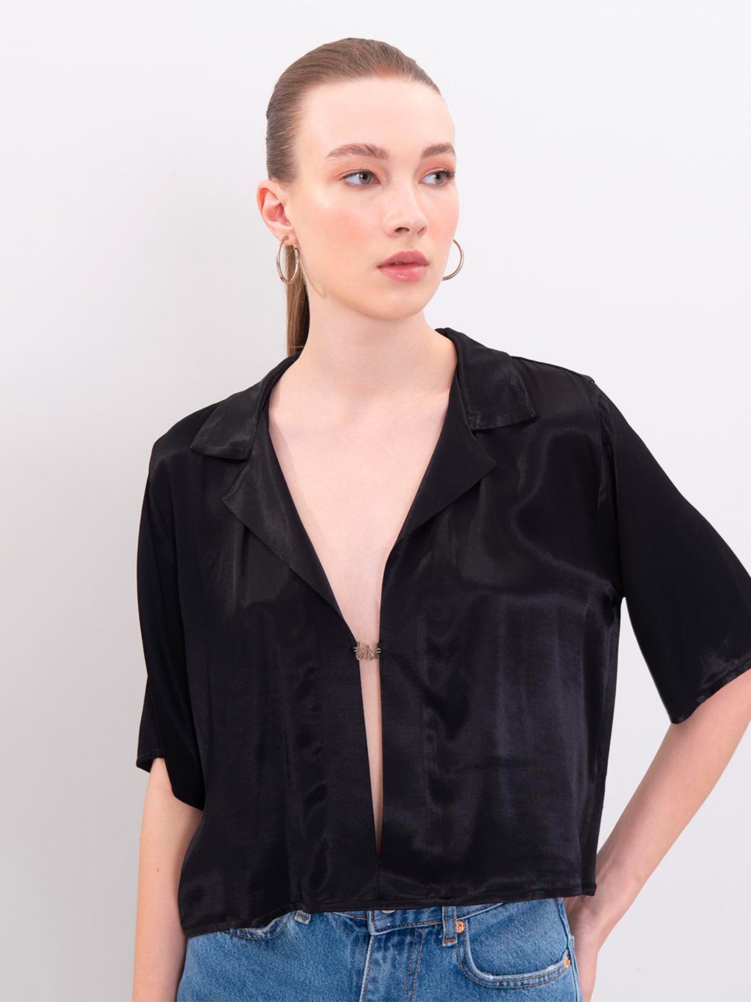 

PRET A TUER Satin Shirt Style Crop Top, Black