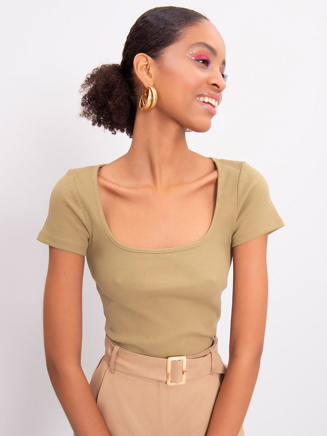 

PRET A TUER Scoop Neck Cotton Fitted Crop Top, Khaki