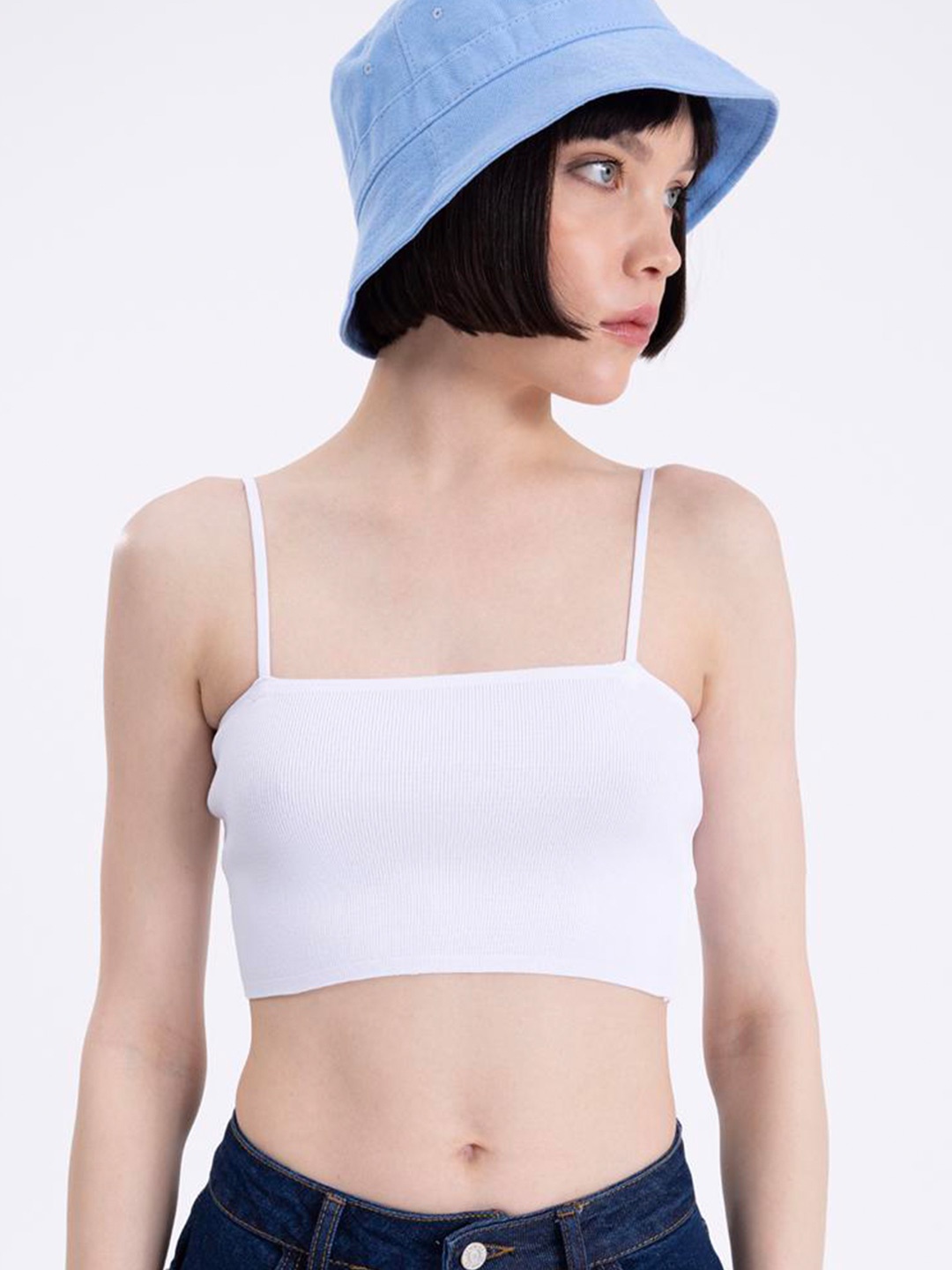 

PRET A TUER Bralette Crop Top, White