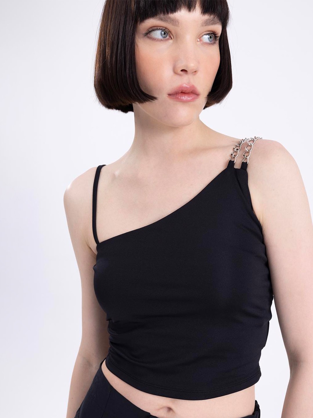 

PRET A TUER Shoulder Straps Crop Top, Black