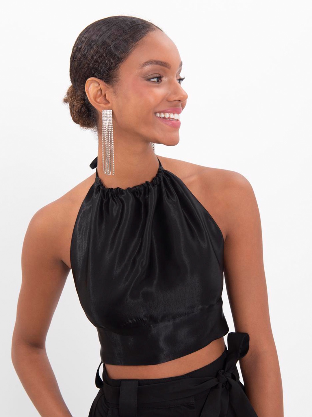 

PRET A TUER Halter Neck Crop Top, Black