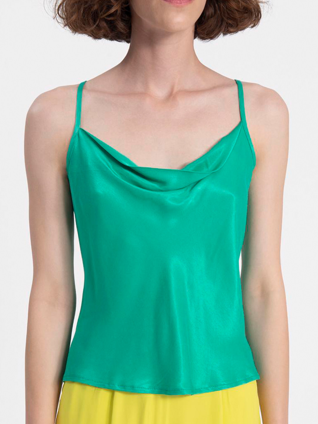 

PRET A TUER Shoulder Straps Styled Back Top, Green
