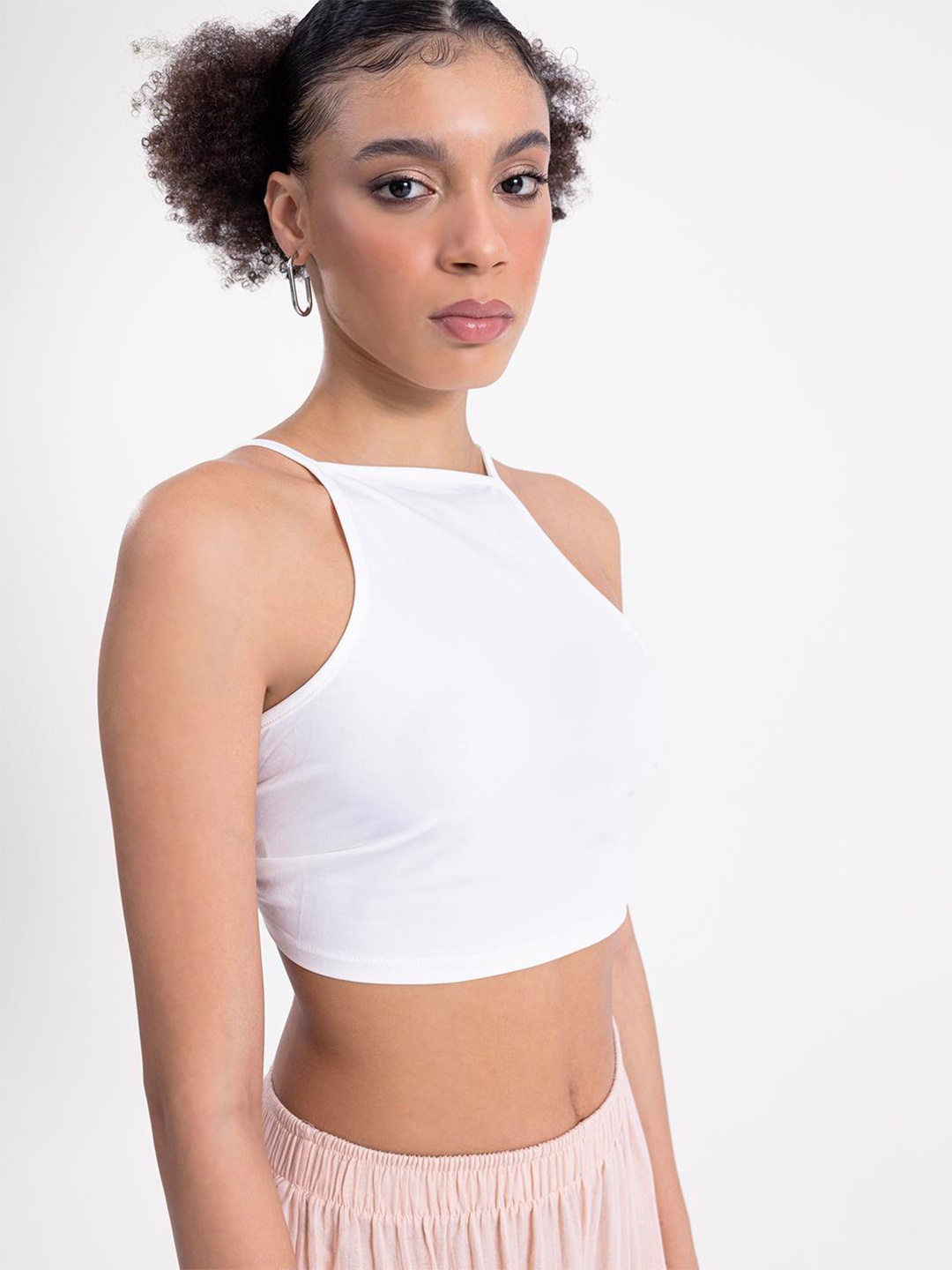 

PRET A TUER Shoulder Straps Fitted Crop Top, White