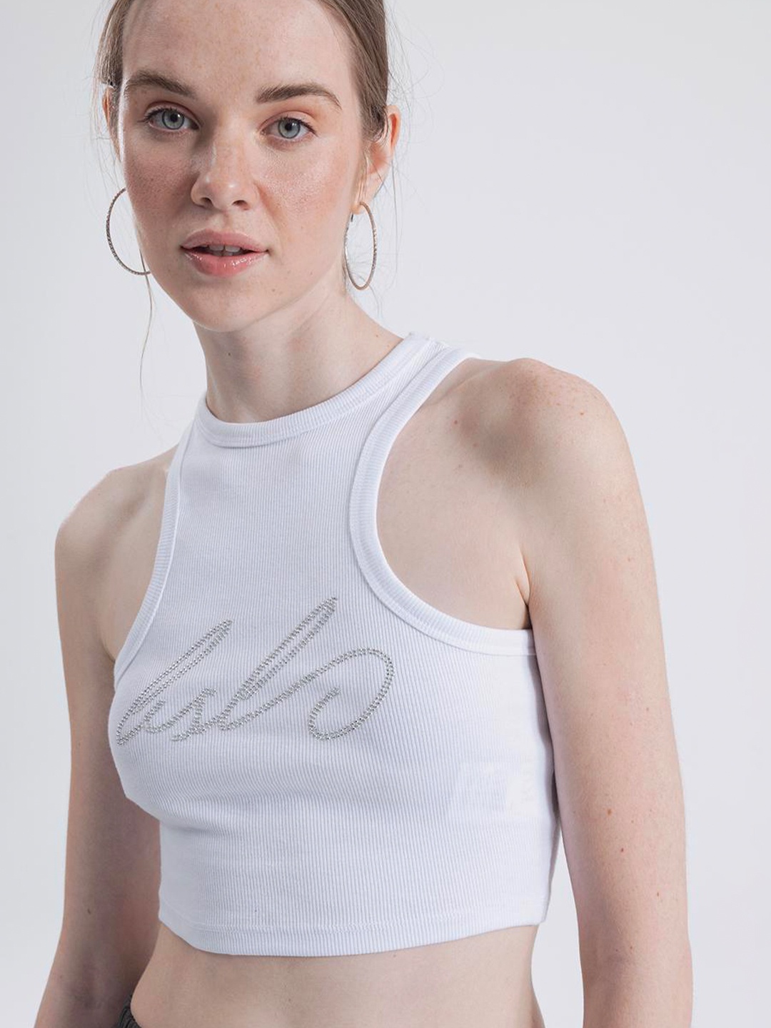 

PRET A TUER Embellished Typography Round Neck Regular Cotton Crop Top, White