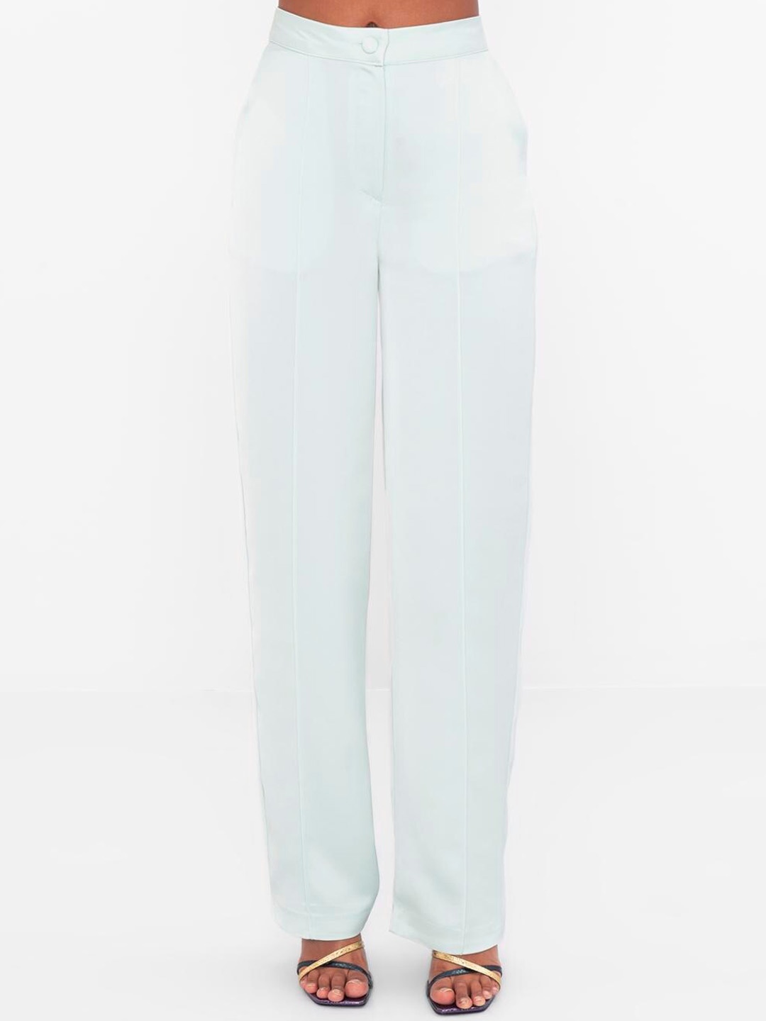 

PRET A TUER Women Tapered Fit Chinos Trousers, Green