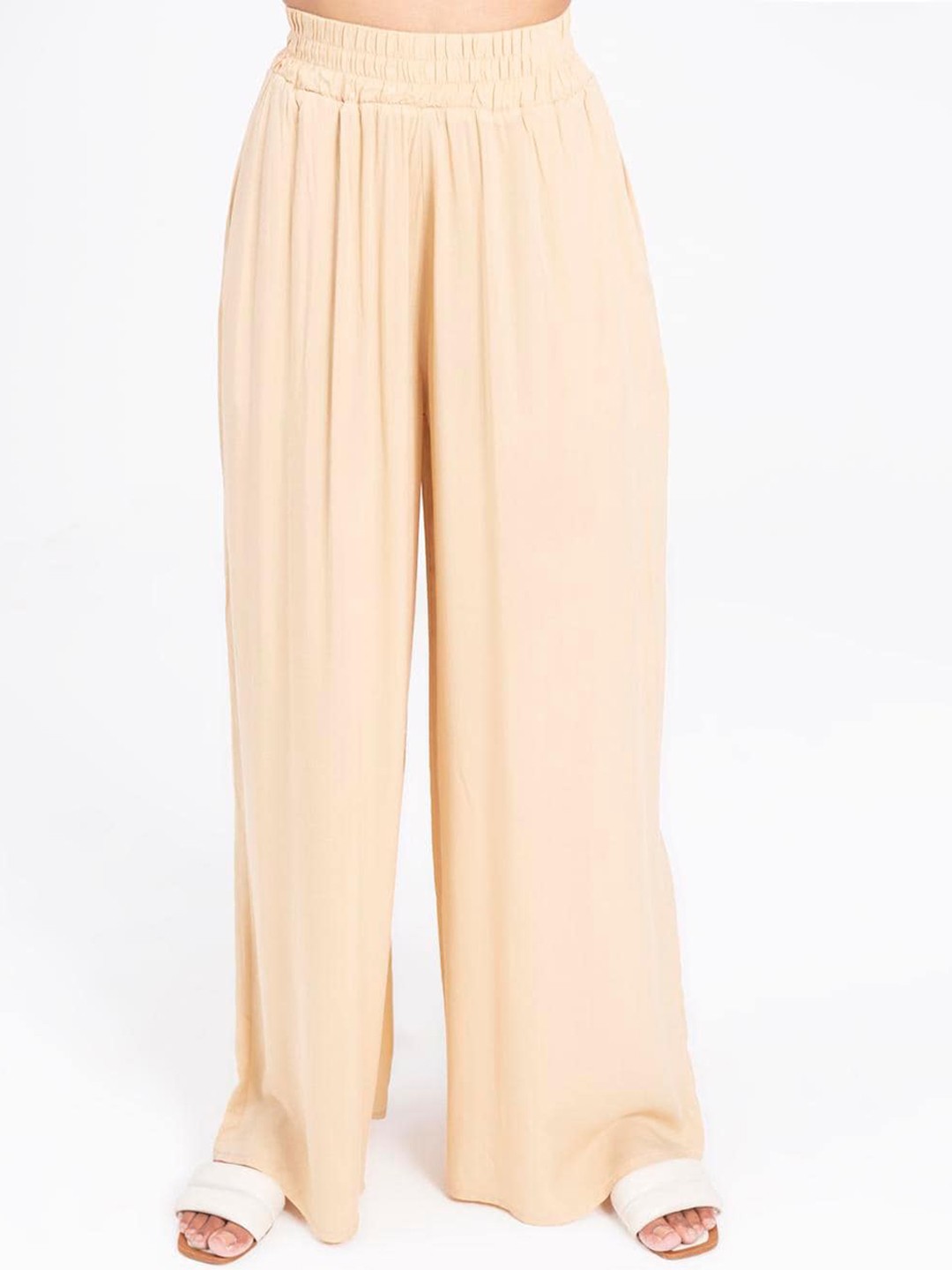 

PRET A TUER Women Loose Fit Parallel Trousers, Beige
