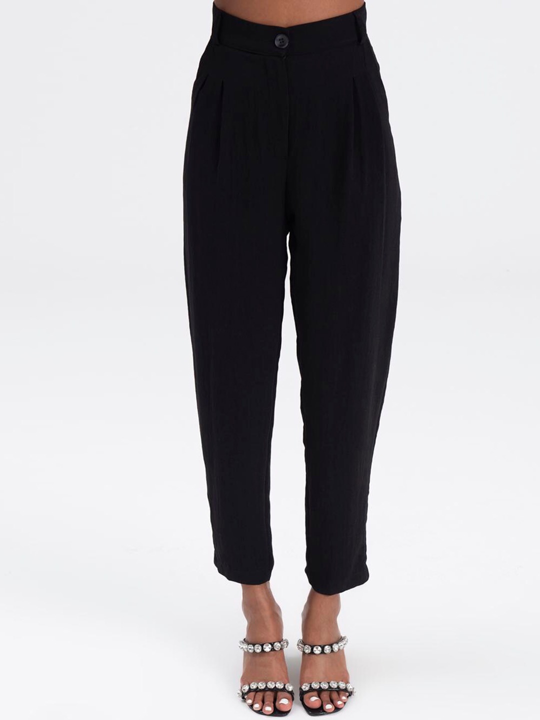 

PRET A TUER Tapered Fit Pleated Trousers, Black