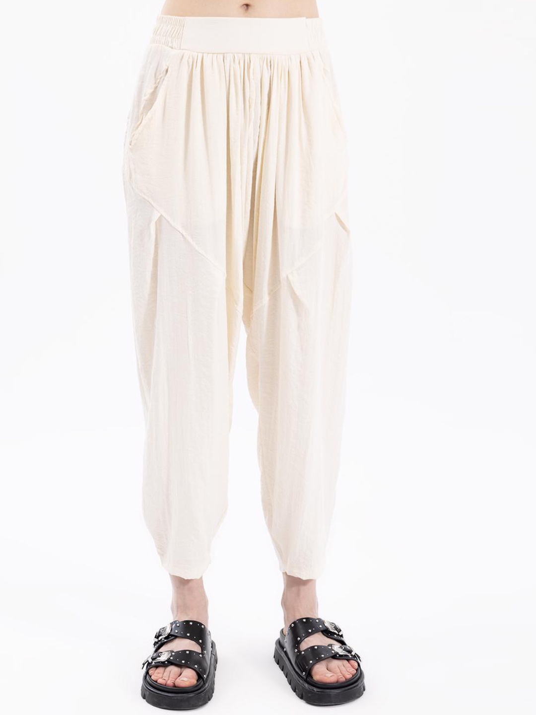 

PRET A TUER Women Mid-Rise Loose Fit Pleated Drop Crotch Trousers, Off white