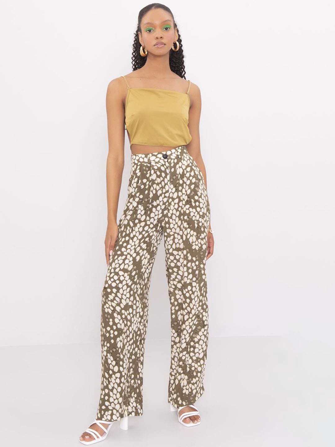

PRET A TUER Women Printed Flared Trousers, Khaki
