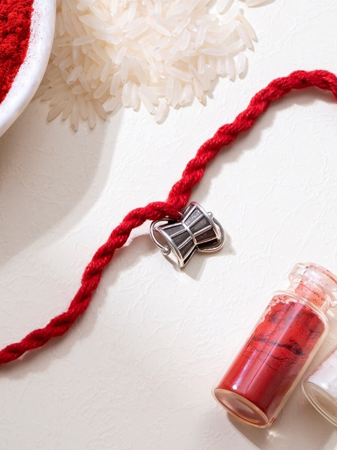 

Zavya 925 Sterling Silver Damru Wraparound Brother Rakhi, Rice & Roli Set