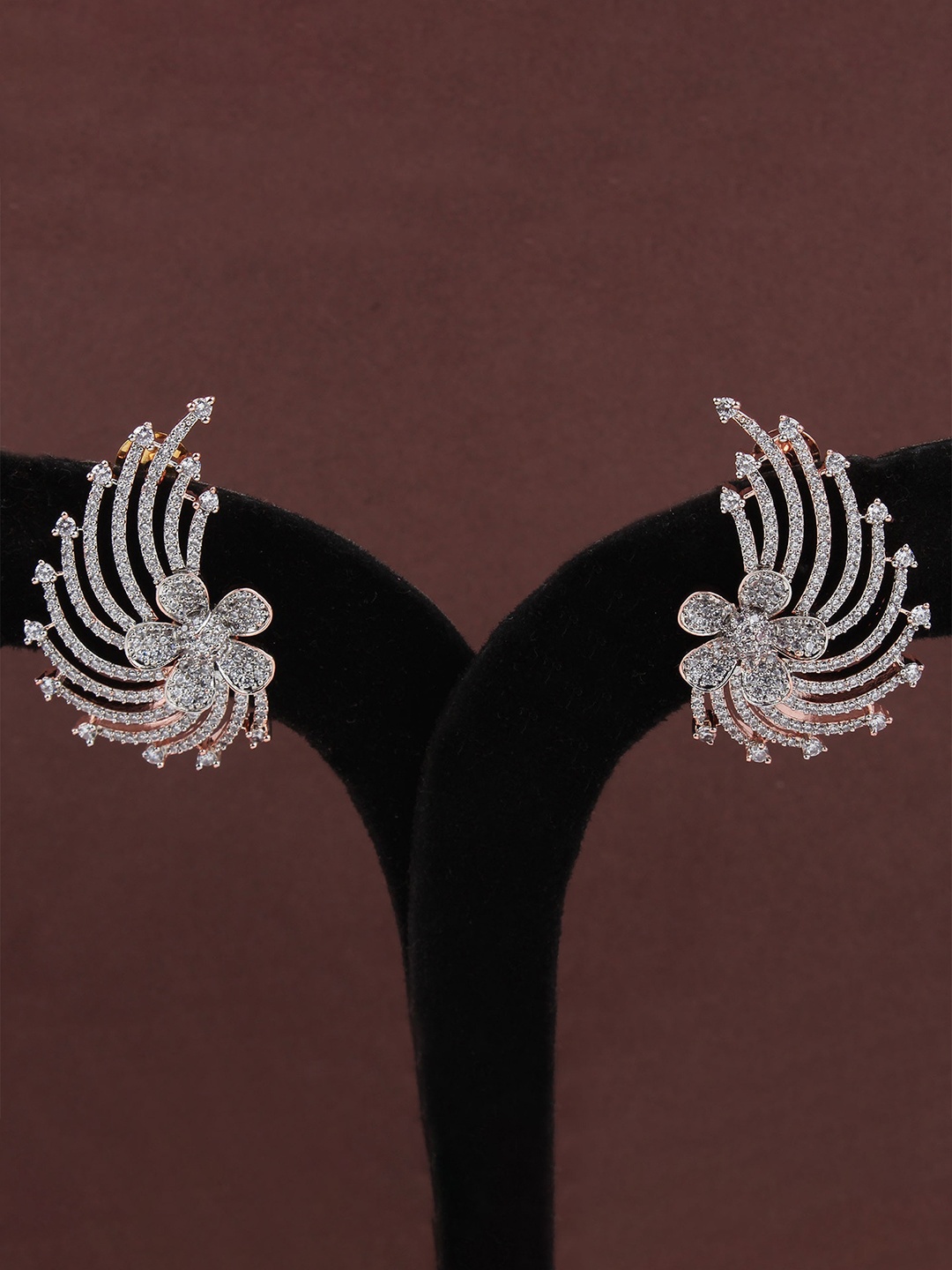 

Mirana Rose Gold-Plated Contemporary Studs Earrings