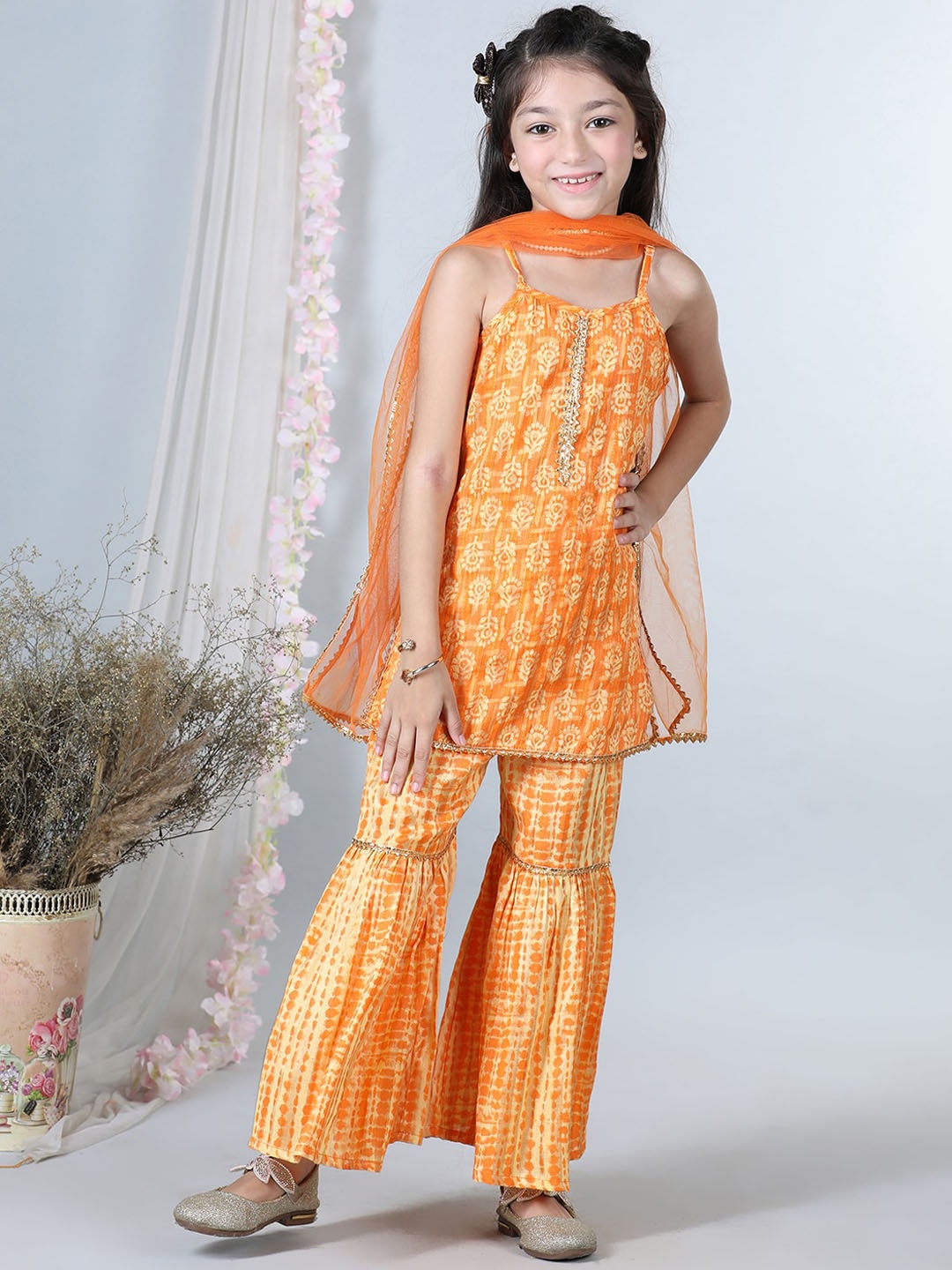 

Cutiekins Girls Floral Printed Gotta Patti Kurta With Sharara & With Dupatta, Orange