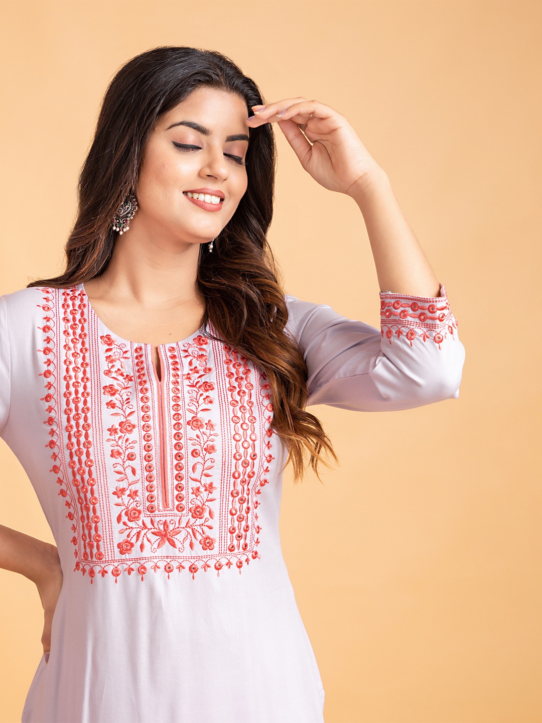 

SUTI Floral Yoke Design Thread & Mirror Work Keyhole Neck Kurta with Trousers, Lavender