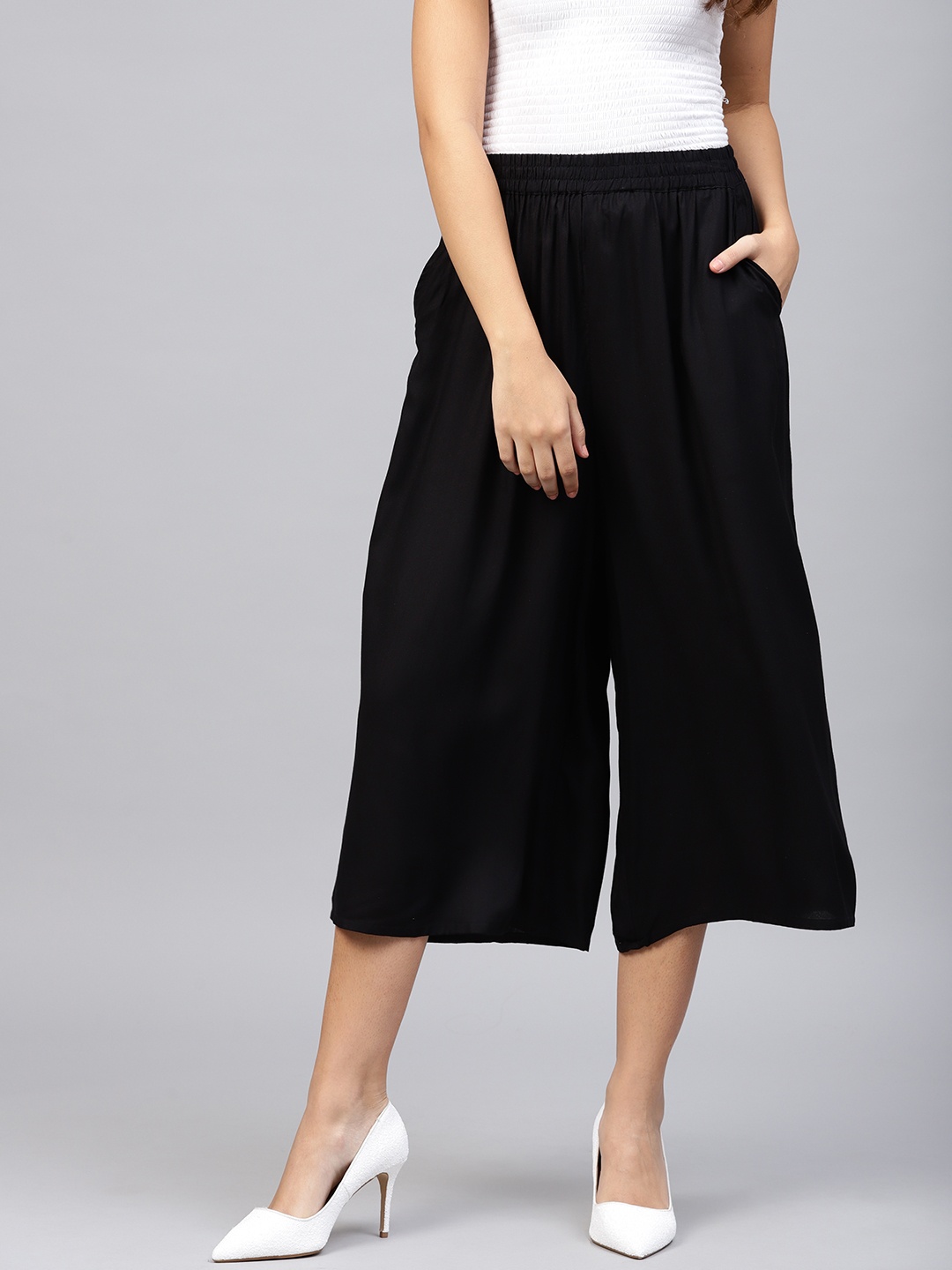 

W Women Black Solid Regular Fit Culottes