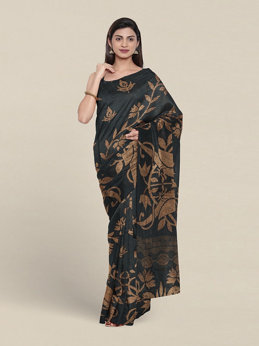 

Pothys Floral Printed Pure Cotton Saree, Grey
