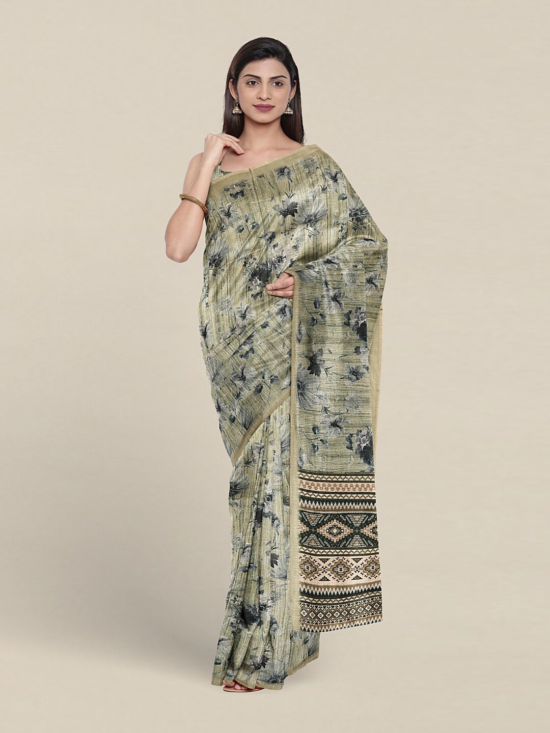 

Pothys Floral Printed Saree, Blue