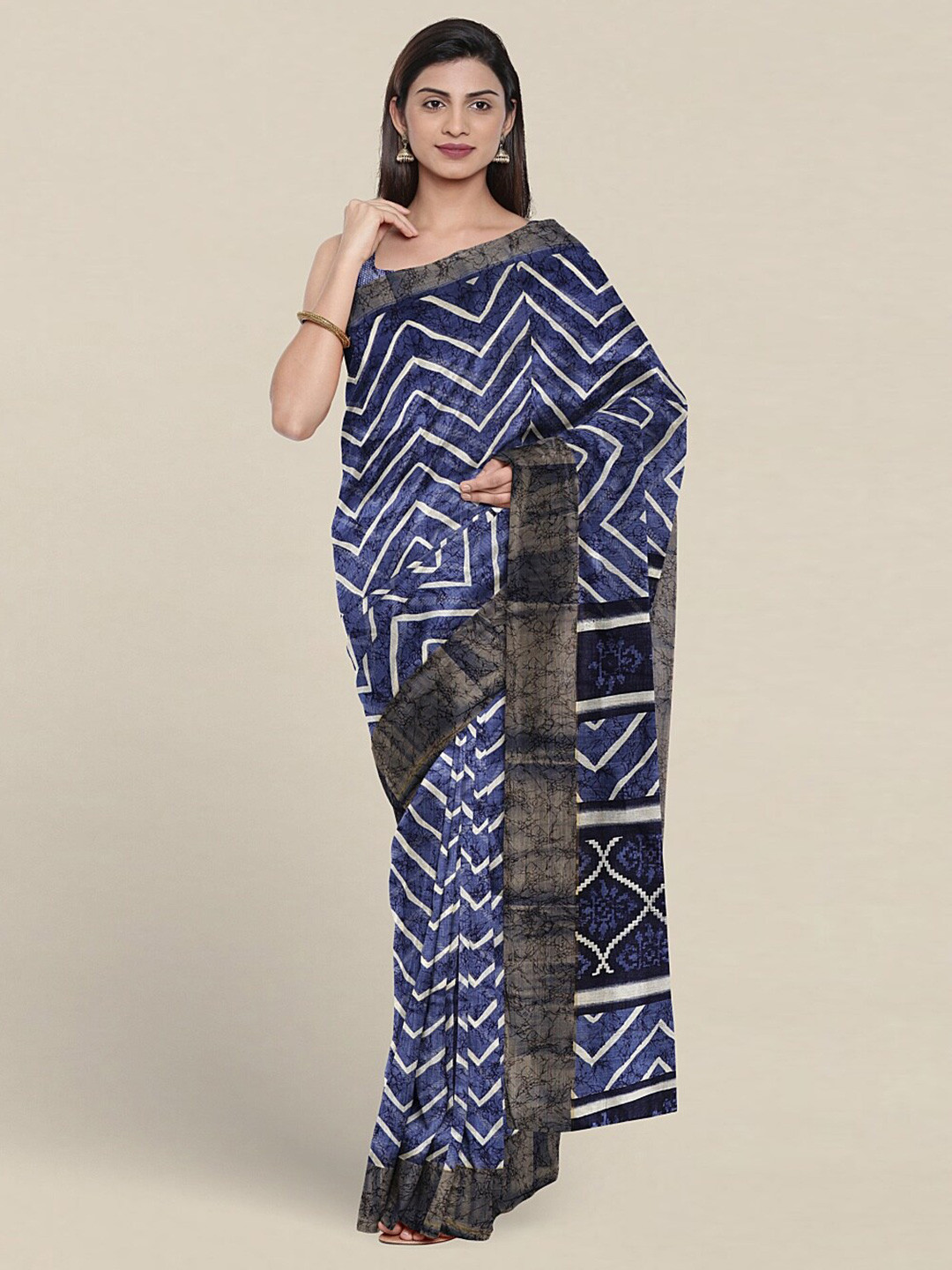 

Pothys Striped Printed Saree With Blouse Piece, Blue