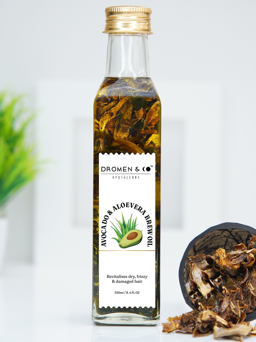 

DROMEN & CO Avocado & Aloevera Brew Oil For Revitalises Dry & Frizzy & Damaged Hair 250ml, Yellow