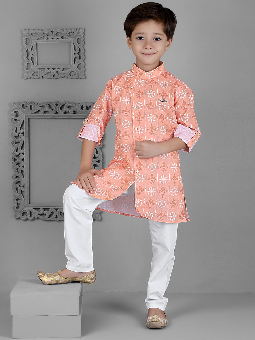 

KIDS FARM Boys Ethnic Motifs Printed Mandarin Collar Kurta with Pyjamas, Peach