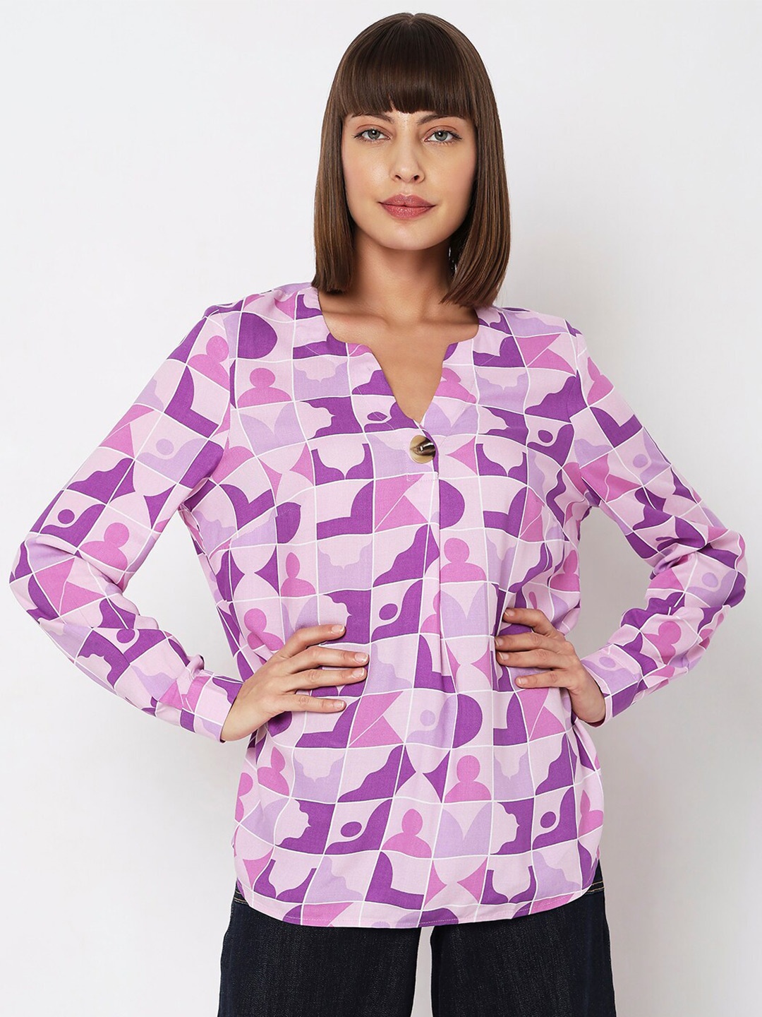 

Vero Moda Abstract Printed Cuffed Sleeves Shirt Styled Top, Purple