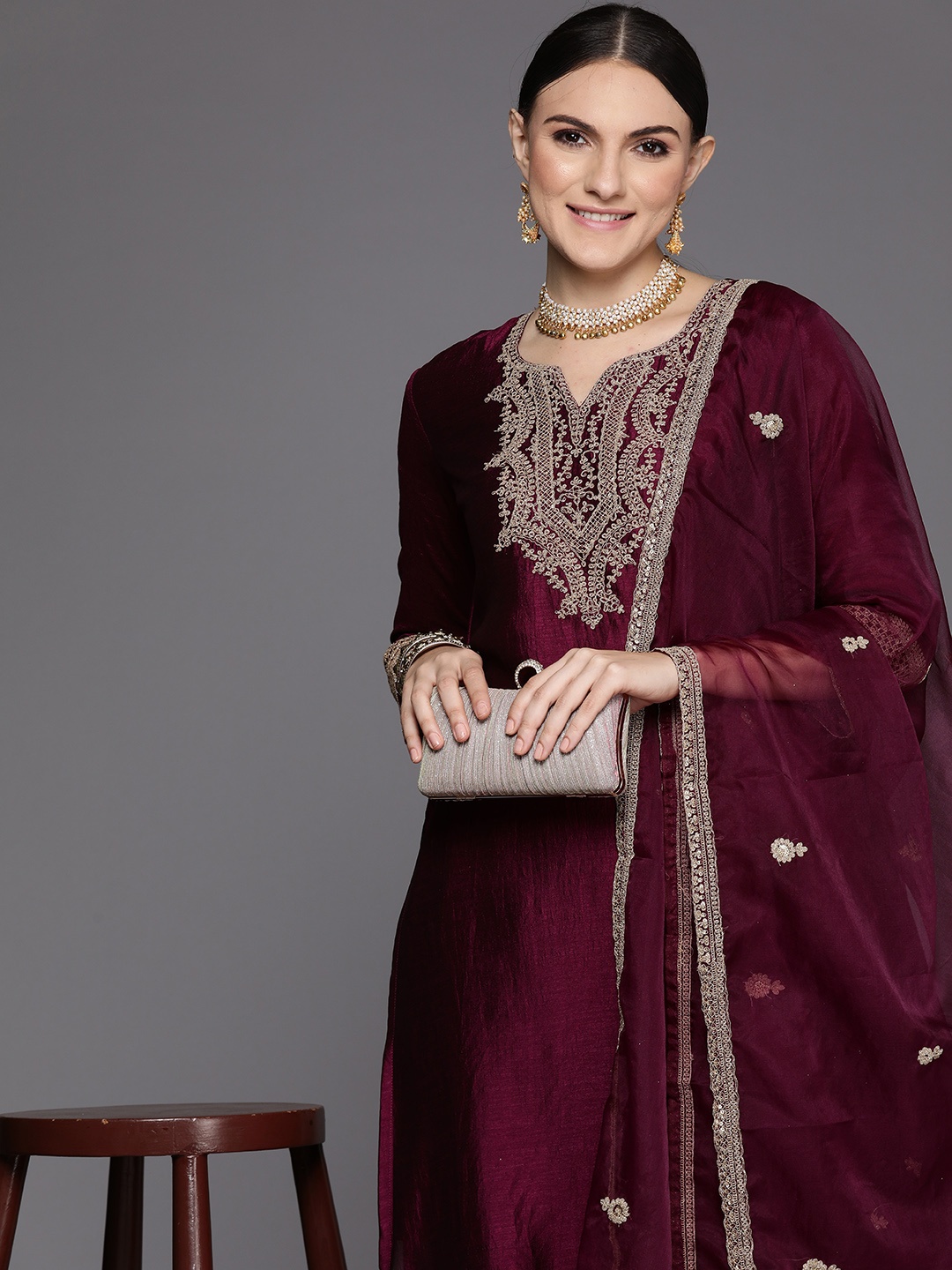 

Indo Era Women Ethnic Motifs Yoke Design Regular Sequinned Kurta with Trousers & Dupatta, Burgundy