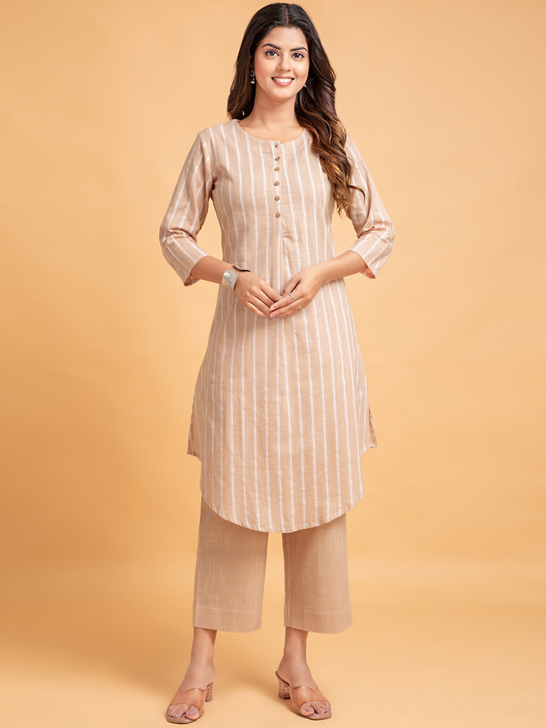 

SUTI Striped Round Neck Pure Cotton Kurta With Trousers, Brown