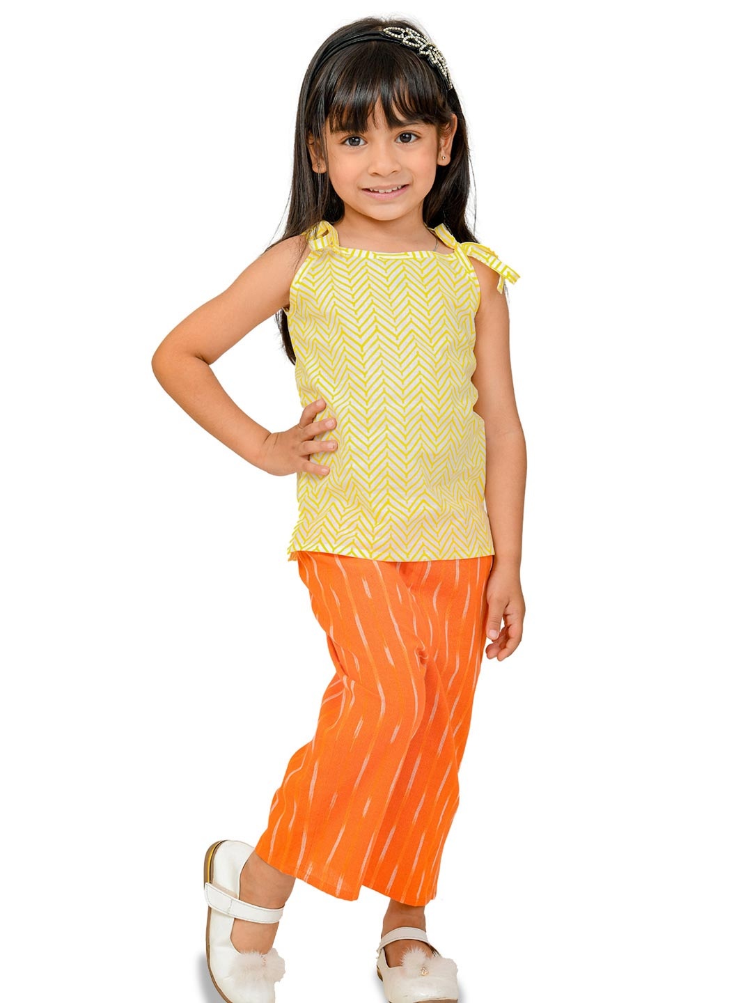 

Tiny Bunnies Girls Printed Pure Cotton Top with Trousers, Yellow