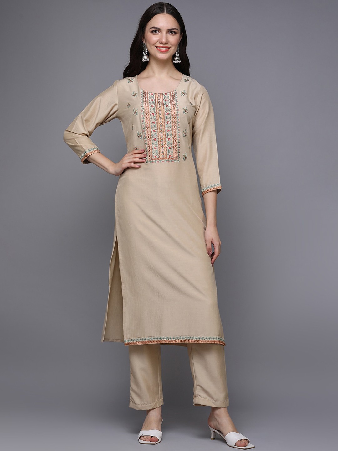 

AHIKA Yoke Design Embroidered Straight Kurta, Beige