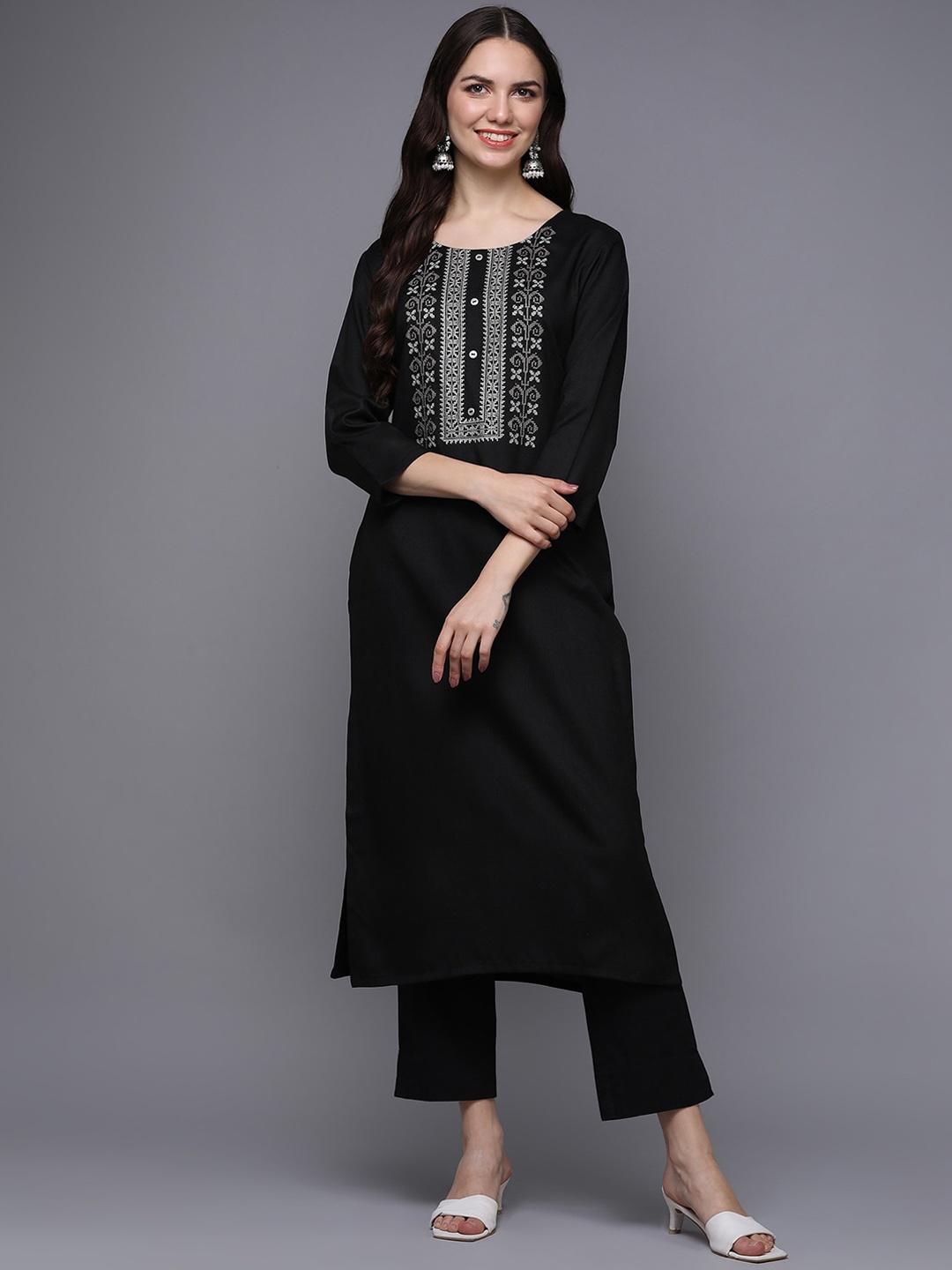 

AHIKA Black Ethnic Motifs Yoke Design Thread Work Kurta