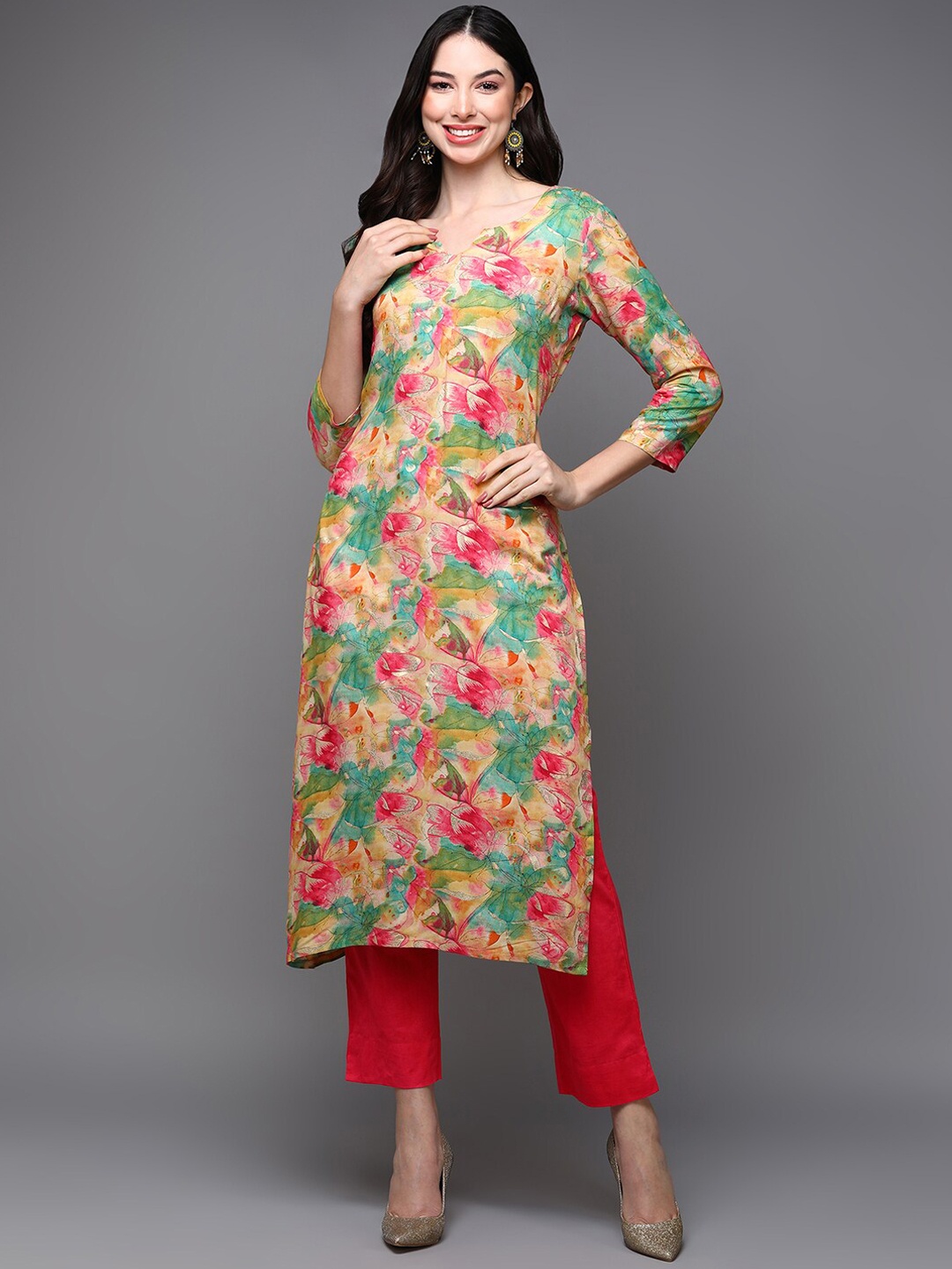 

AHIKA Yellow & Pink Floral Printed Straight Kurta