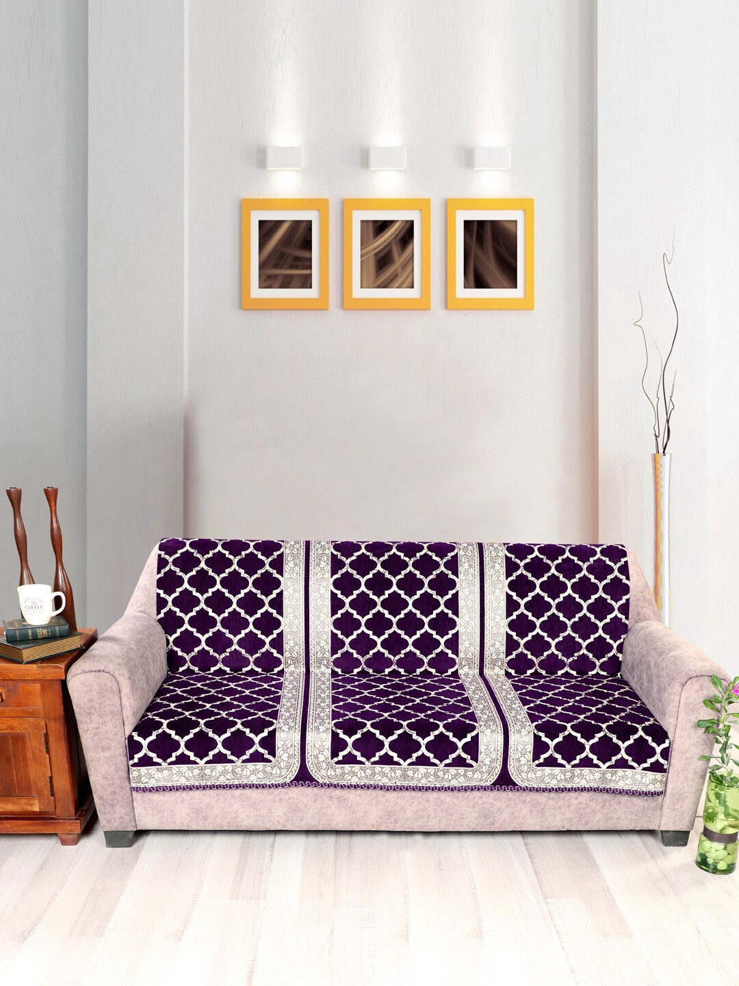 

Nendle Purple & White Printed 3 Seater Velvet Sofa Cover