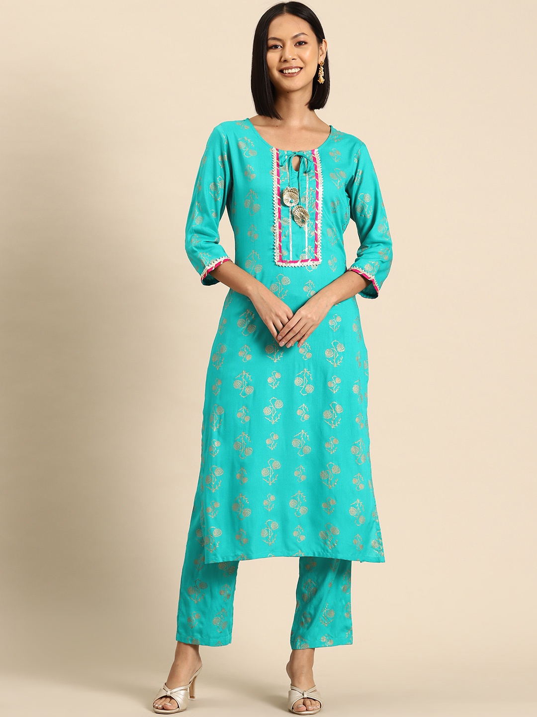 

MABISH by Sonal Jain Women Floral Printed Regular Gotta Patti Kurta with Palazzos, Turquoise blue