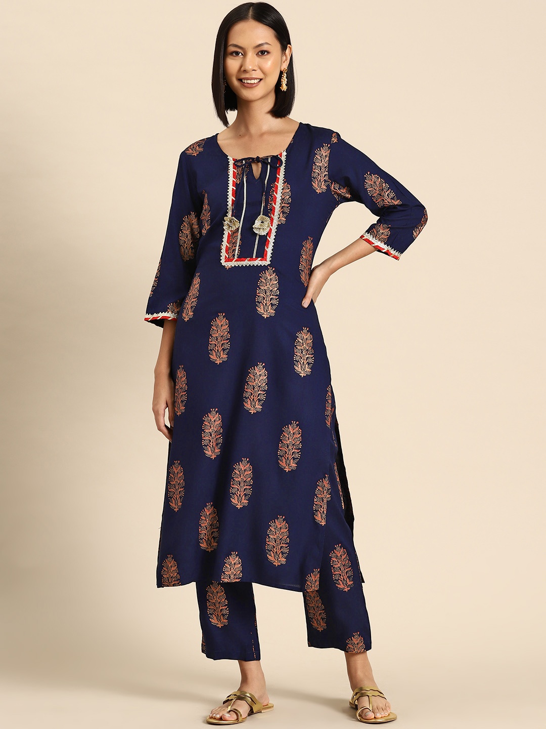 

MABISH by Sonal Jain Women Floral Printed Regular Gotta Patti Kurta with Palazzos, Navy blue