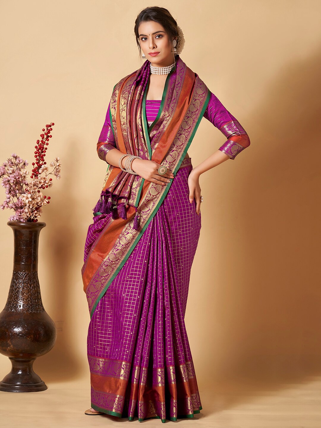 

JATRIQQ Checked Woven Design Zari Kanjeevaram Saree, Purple